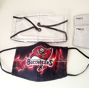 2 Buccaneers Cloth masks with 6filters